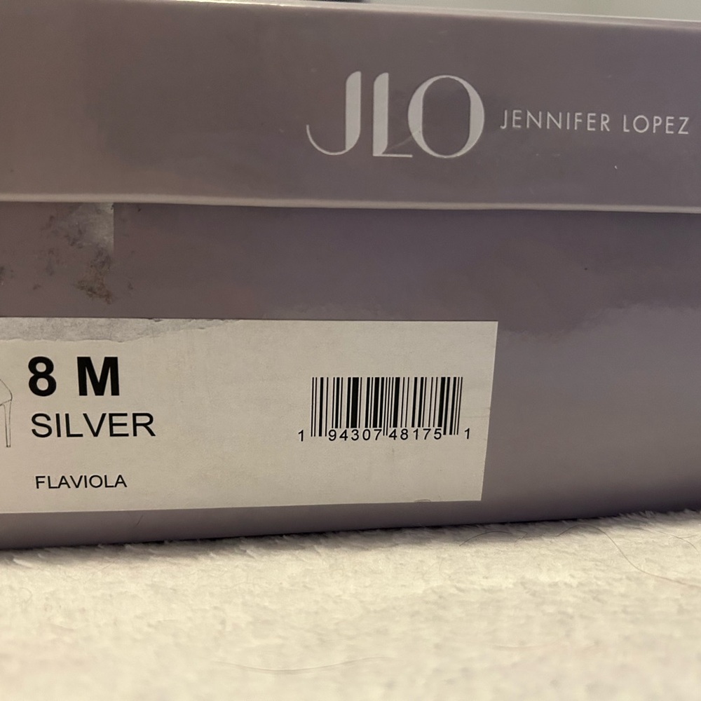 Jennifer Lopez Silver Rhinestone Heels - Picture 6 of 6